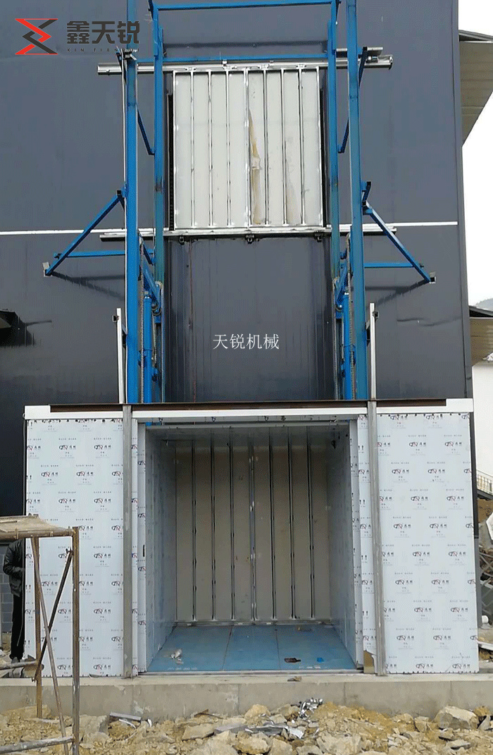 焦作轿厢式升降货梯
